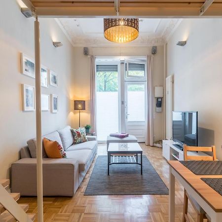 Urban Stuck Apartment Berlin Bagian luar foto
