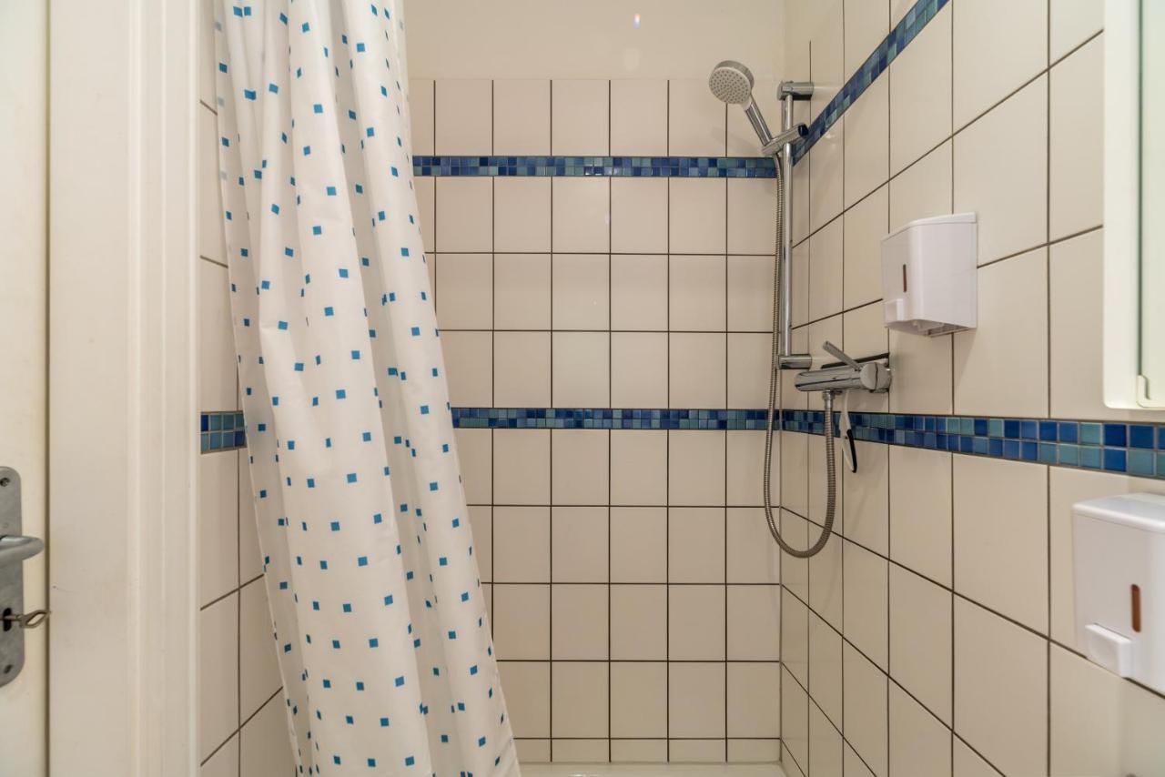 Urban Stuck Apartment Berlin Bagian luar foto